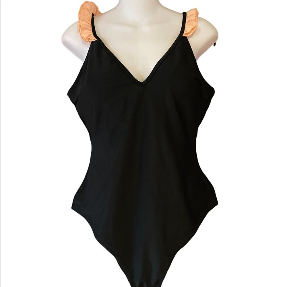 Cupshe Women's Large Swimsuit Black with Peach Ruffle Trim